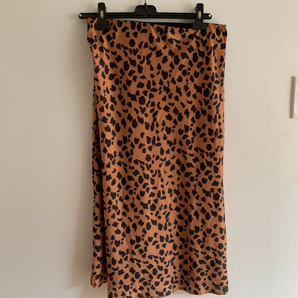Urban outfitters leopard print midi skirt - satin finish